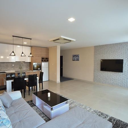 City Center Apartments Pirot Exteriér fotografie