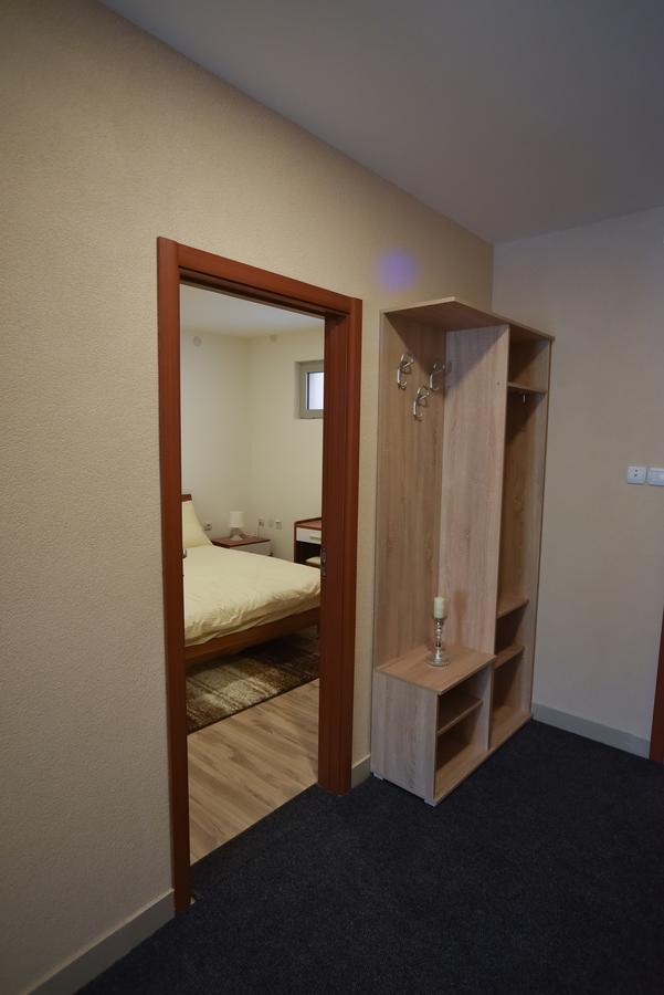 City Center Apartments Pirot Exteriér fotografie