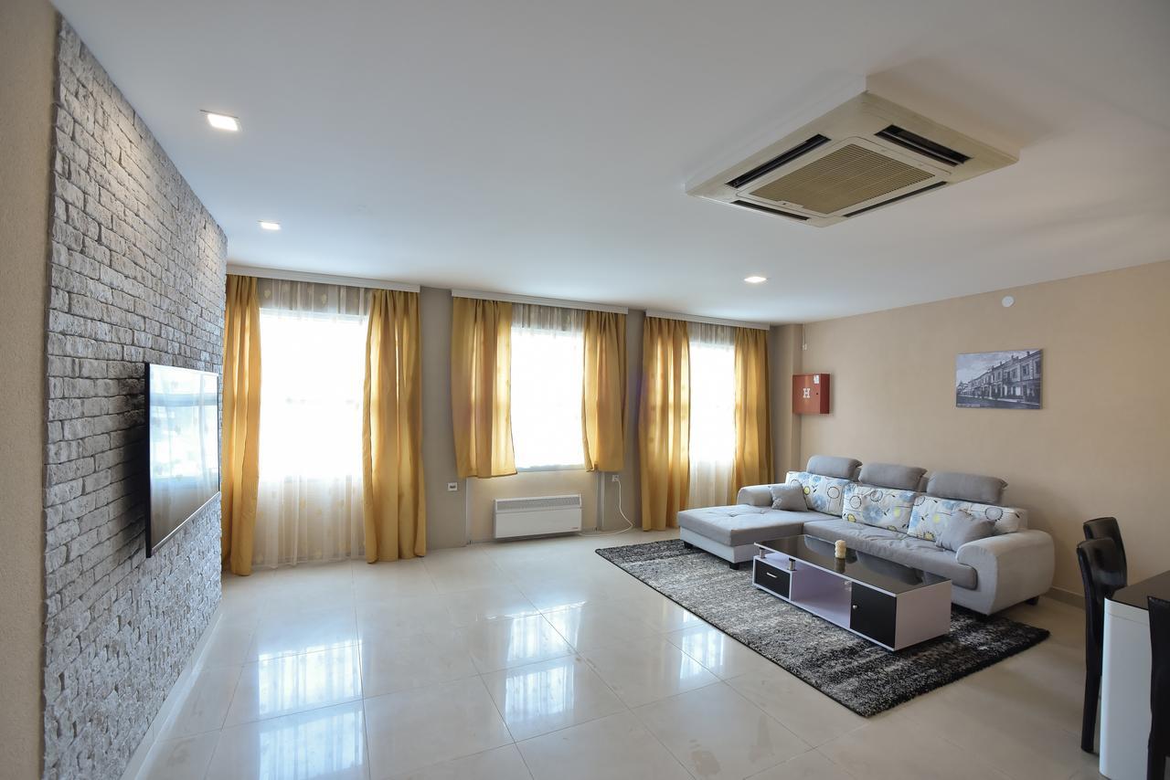 City Center Apartments Pirot Exteriér fotografie