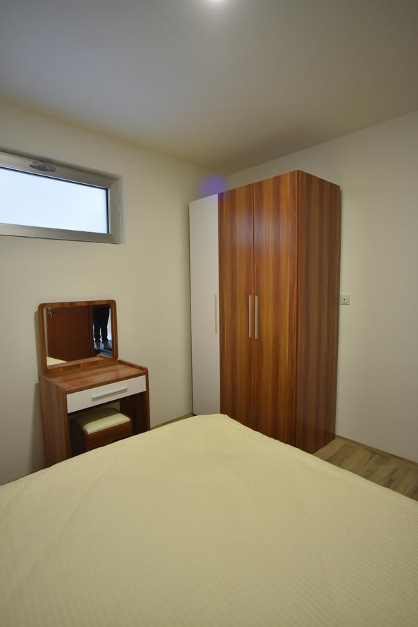 City Center Apartments Pirot Exteriér fotografie