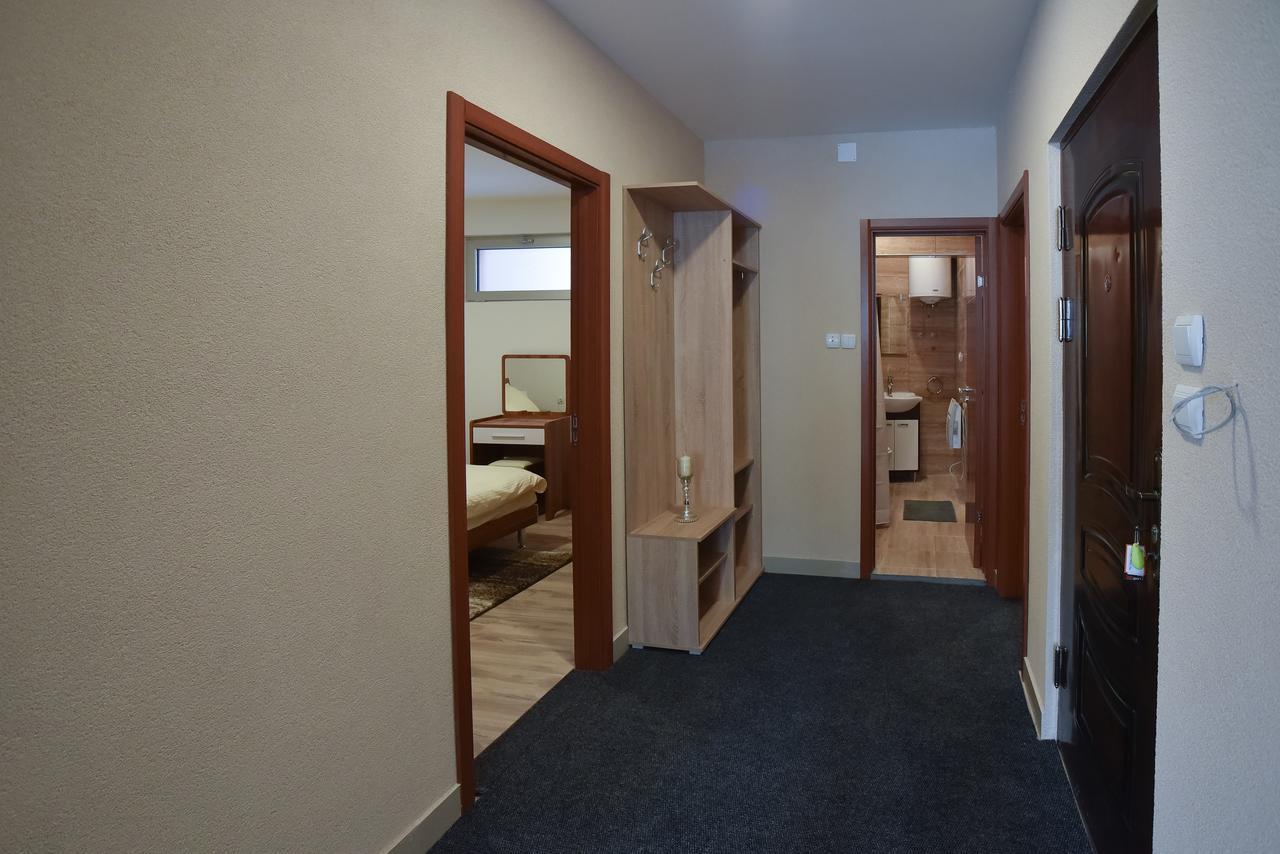 City Center Apartments Pirot Exteriér fotografie