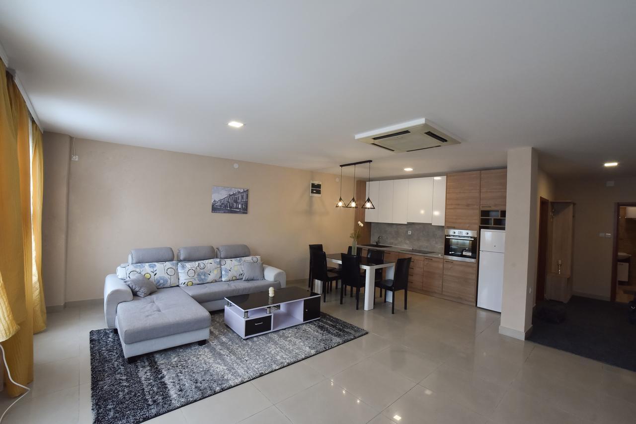 City Center Apartments Pirot Exteriér fotografie