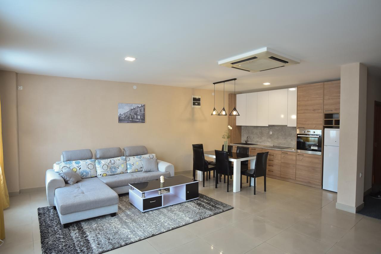 City Center Apartments Pirot Exteriér fotografie