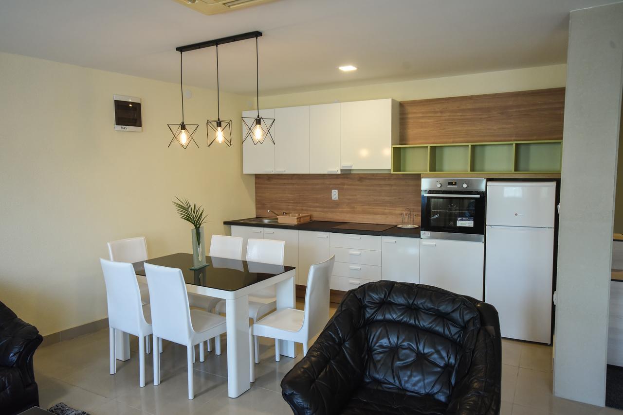 City Center Apartments Pirot Exteriér fotografie