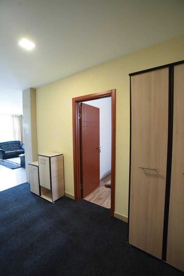 City Center Apartments Pirot Exteriér fotografie