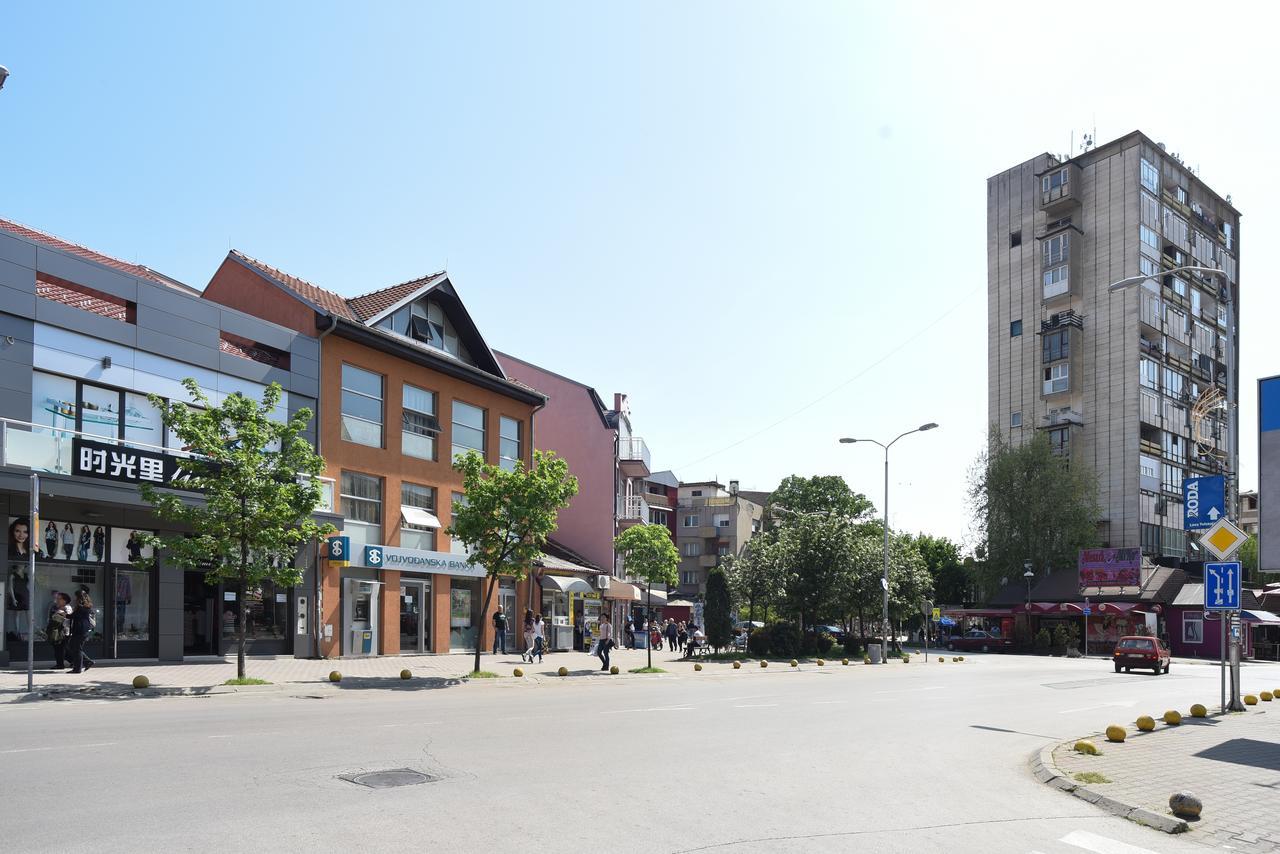City Center Apartments Pirot Exteriér fotografie