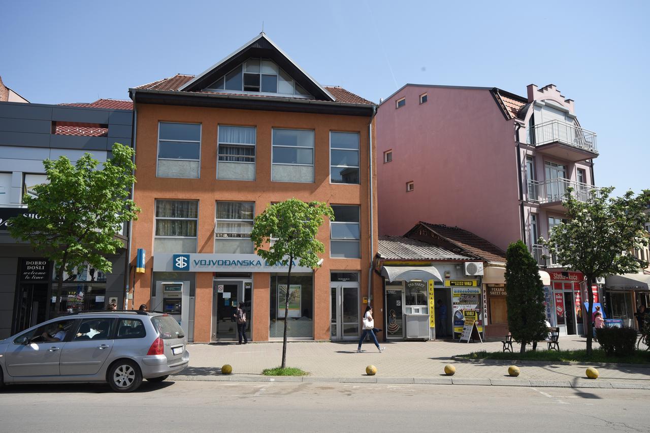 City Center Apartments Pirot Exteriér fotografie