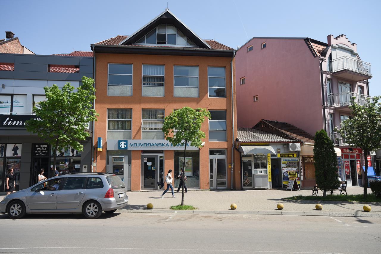City Center Apartments Pirot Exteriér fotografie