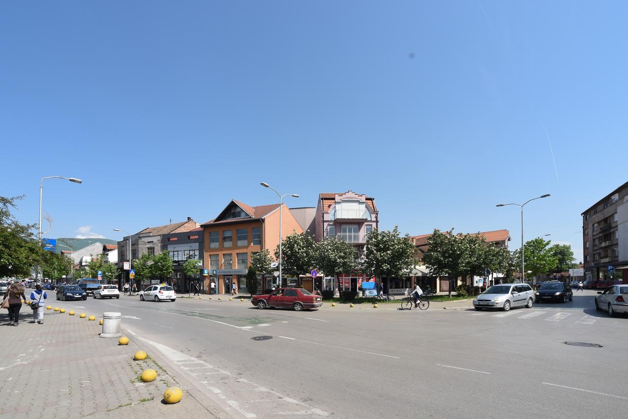 City Center Apartments Pirot Exteriér fotografie