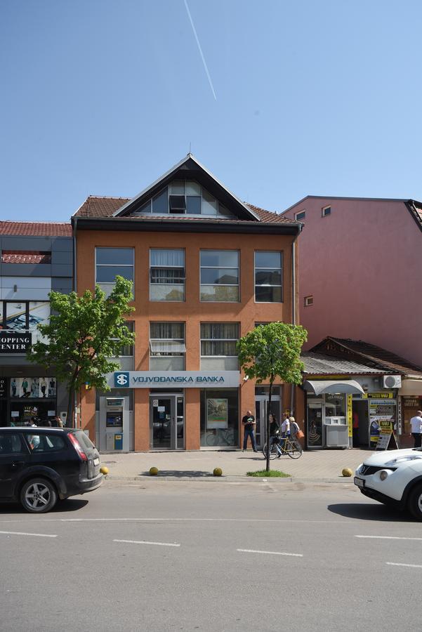 City Center Apartments Pirot Exteriér fotografie
