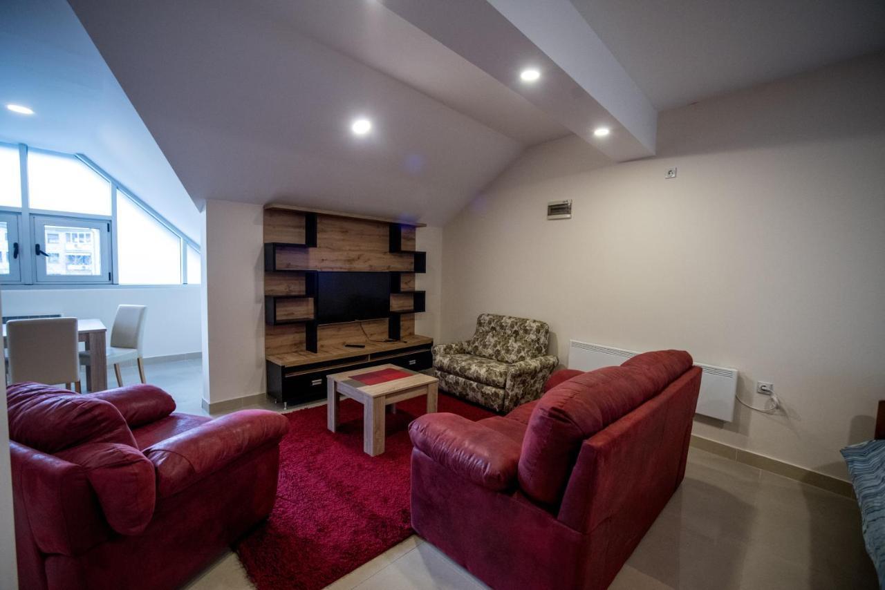 City Center Apartments Pirot Exteriér fotografie