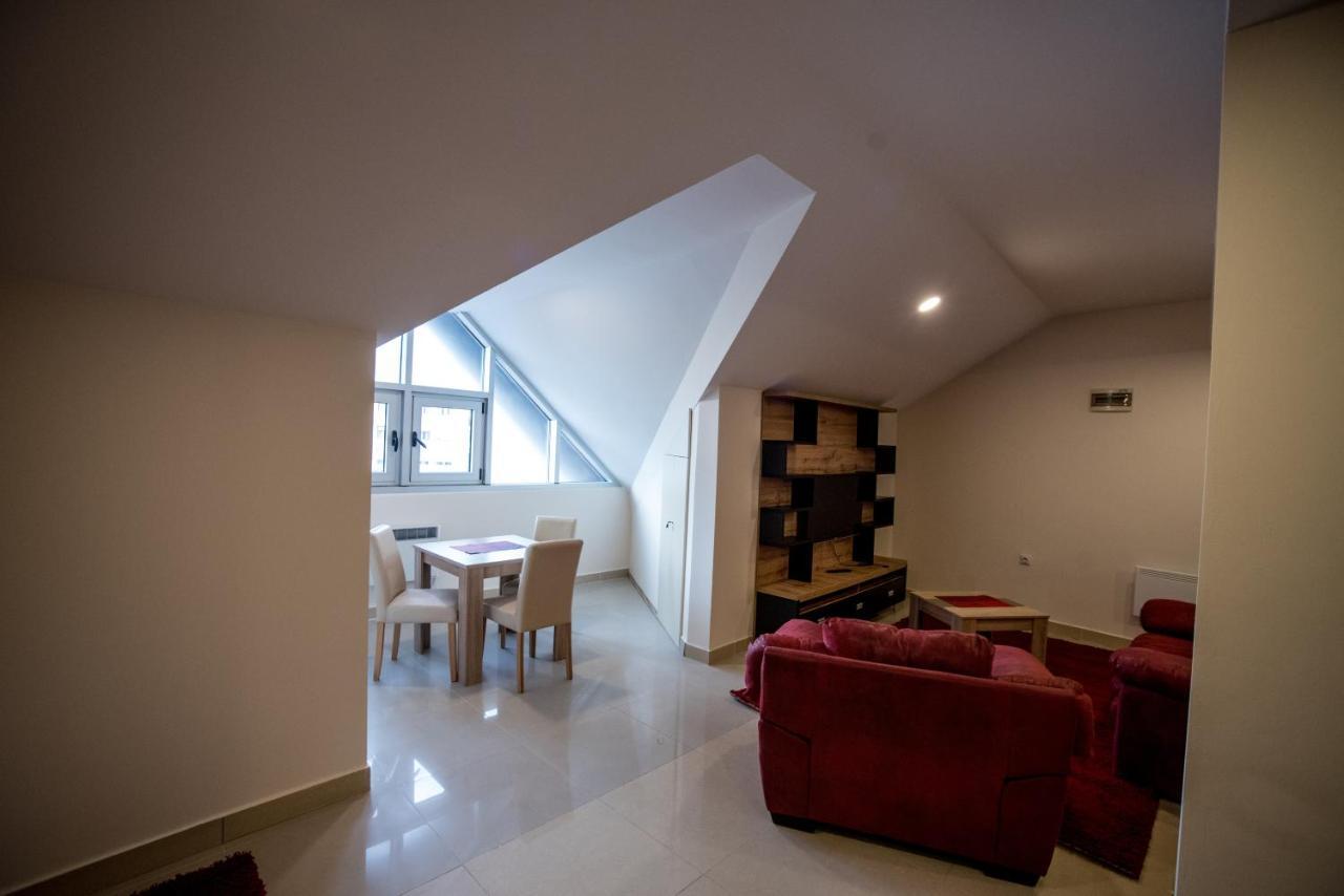 City Center Apartments Pirot Exteriér fotografie